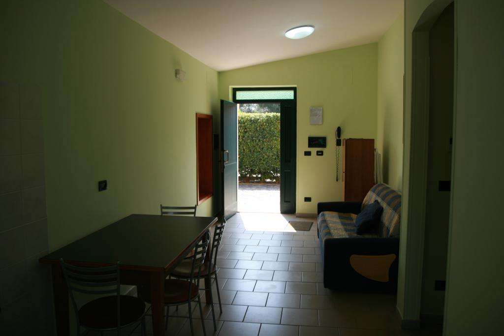 Villaggio Turistico Malibuu Manduria Room photo